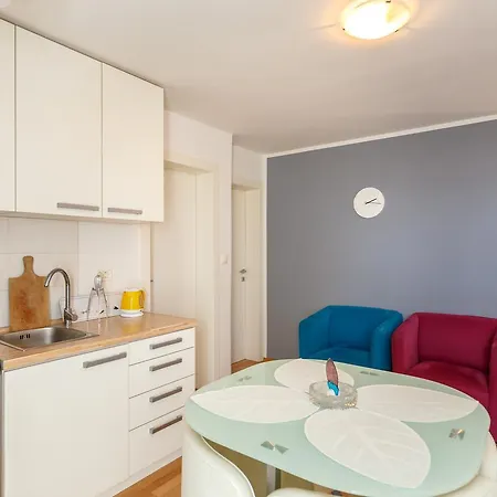 Апартаменты Two Bedroom Sunny *