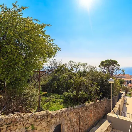 Two Bedroom Sunny Apartamento Dubrovnik