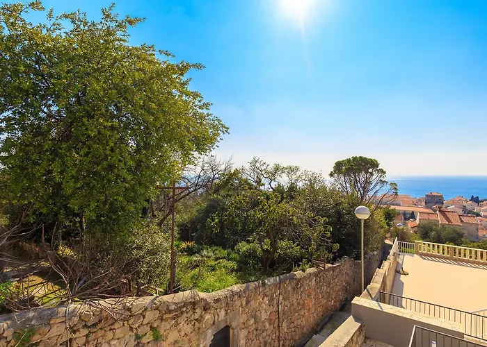 Two Bedroom Sunny Apartamento Dubrovnik